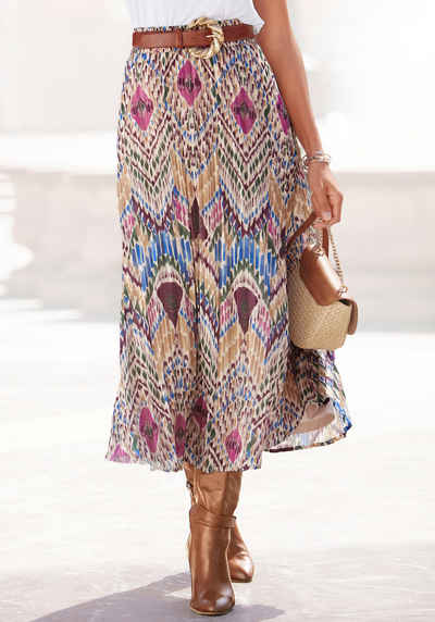  Plisseerock aus leichter Chiffonware, Midirock mit Alloverprint, sommerlich