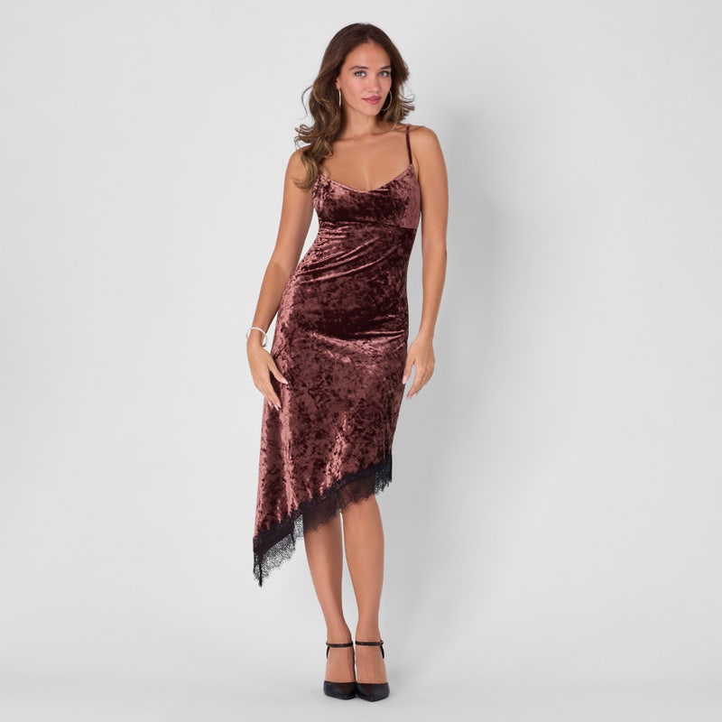 Damen-Kleid in Samt-Qualität